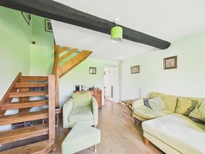 Lounge- click for photo gallery